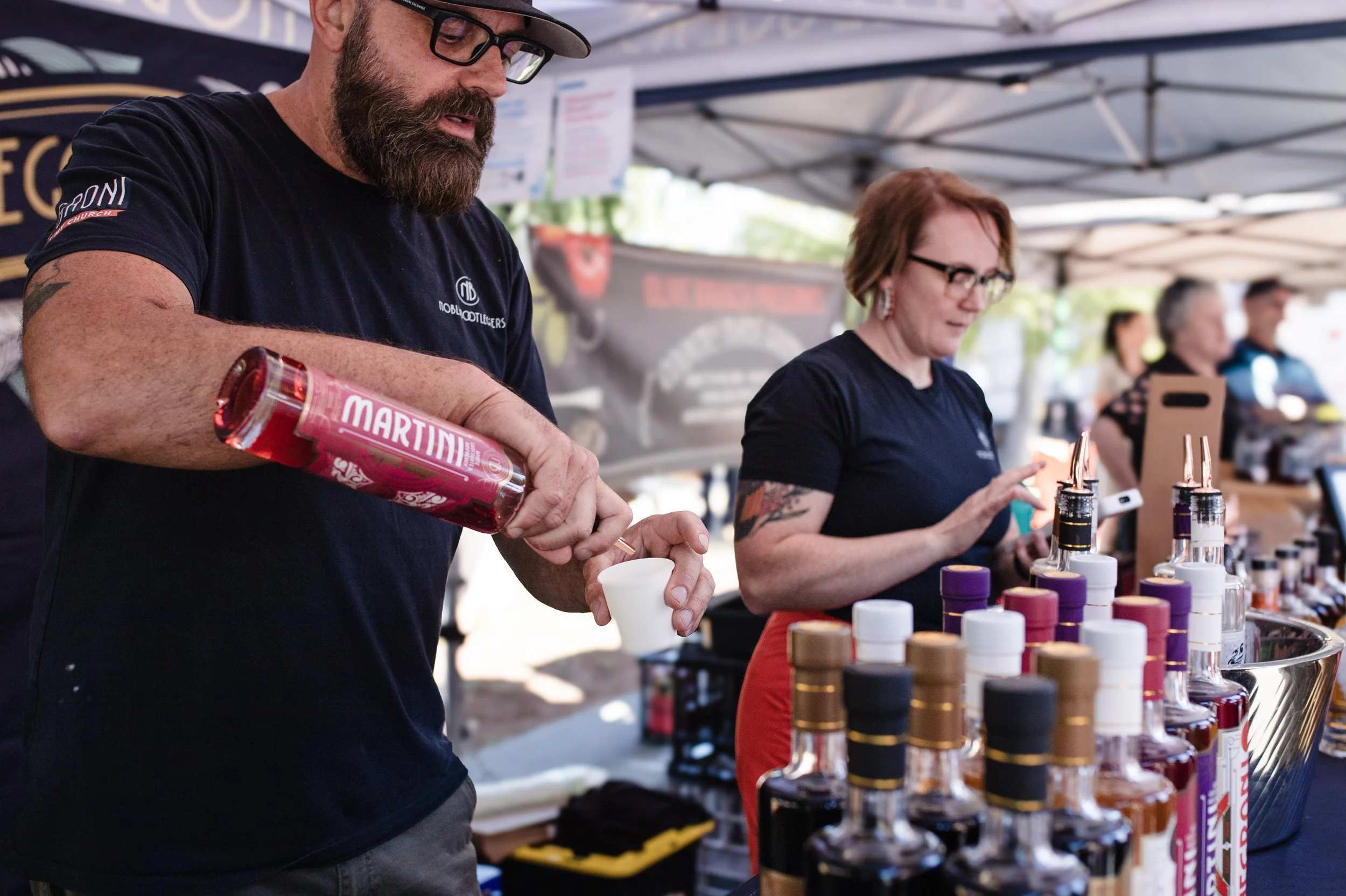 Noble Bootleggers Dan & Kris at the Harcourt Applefest