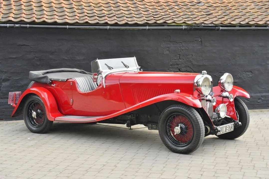 Just arrived in the showroom FOR SALE this ultra elegant 1933 Lagonda M45 fitted from new with the most desirable T7 Tourer coachwork, represents arguably the ultimate British sportscar of the period and an ideal pre War rally or touring car, subject