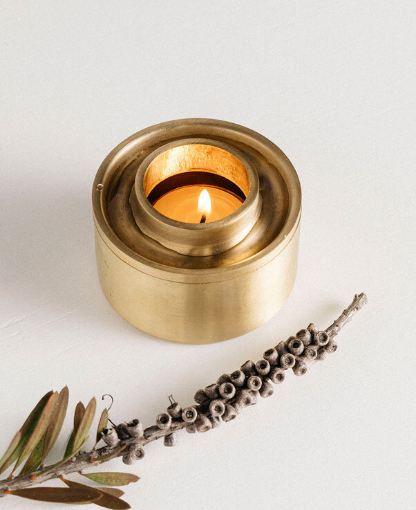 We found the most beautiful oil burners and incense holders