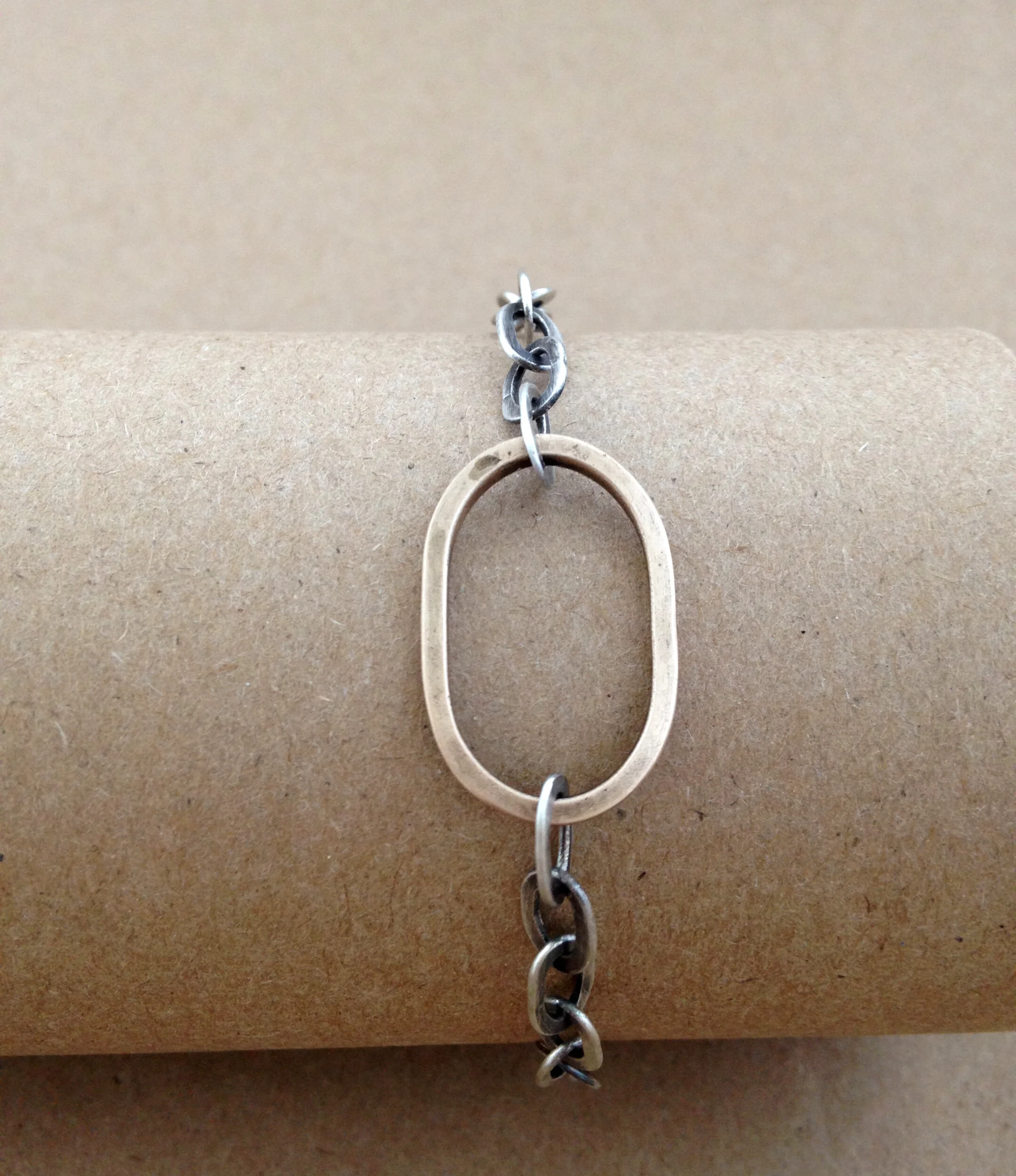 chainbrac1.JPG