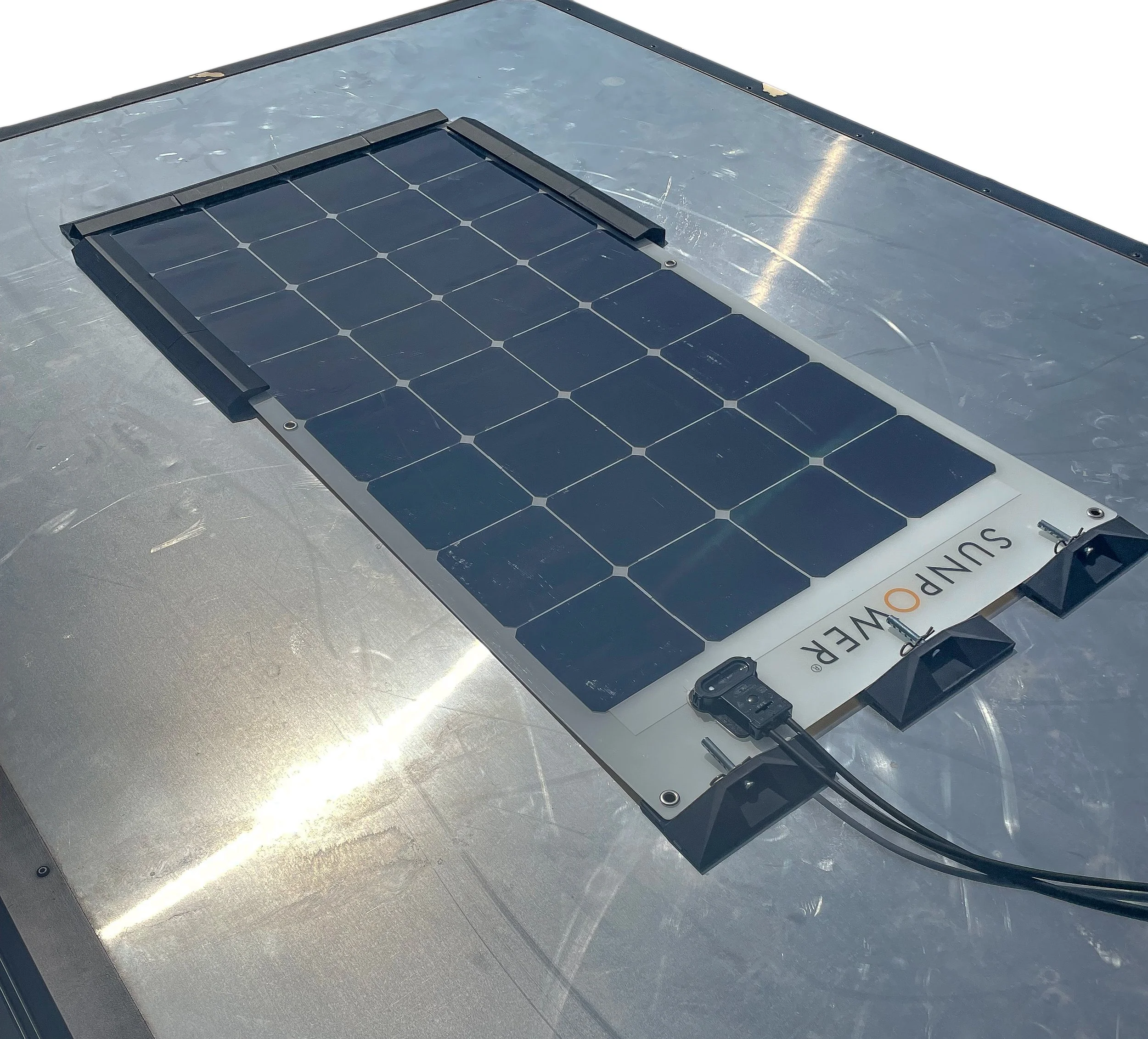 Trailer 100 watt flexible solar panel mount