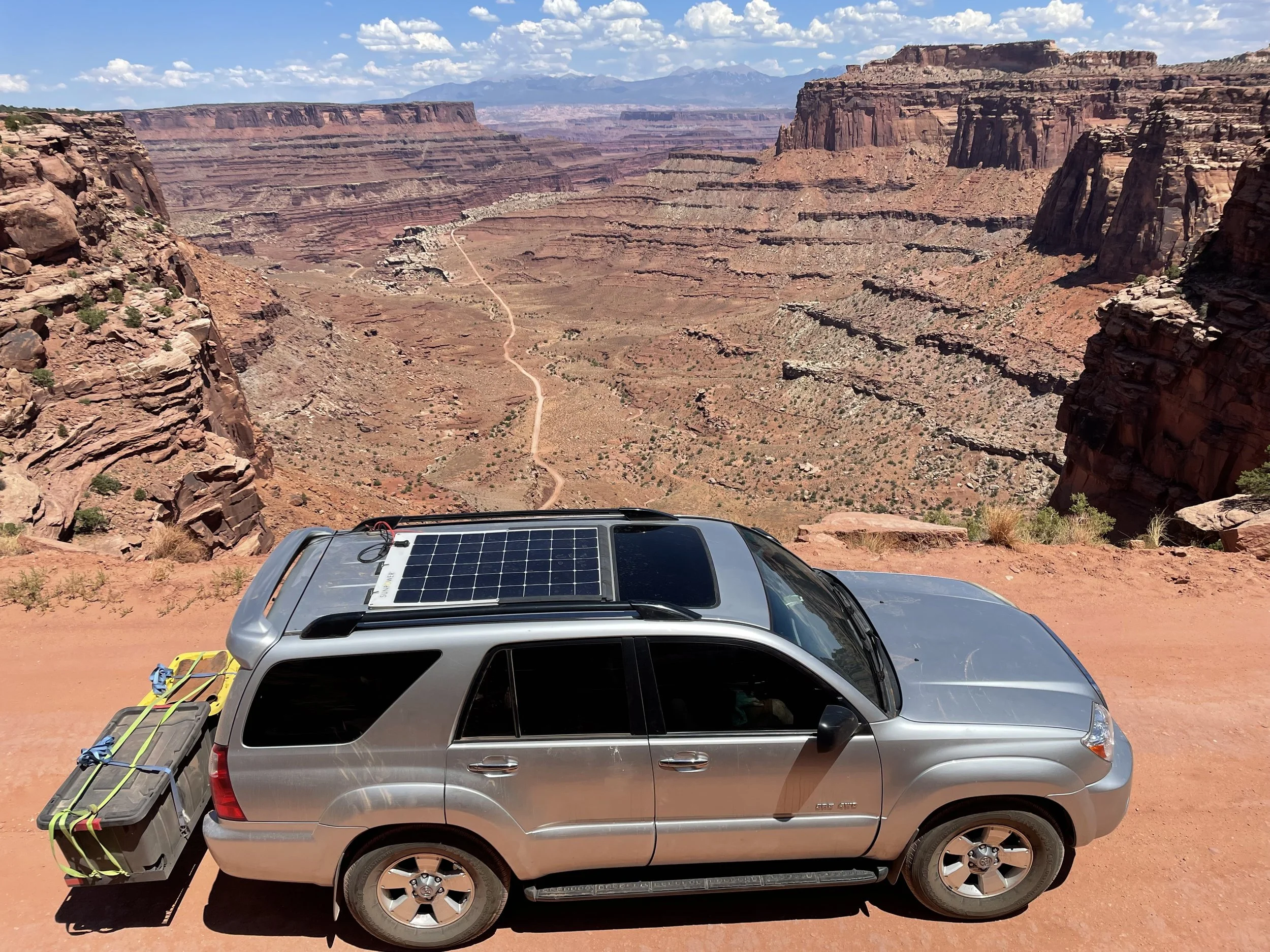 Custom Solar Mounts for Flexible Solar Panels