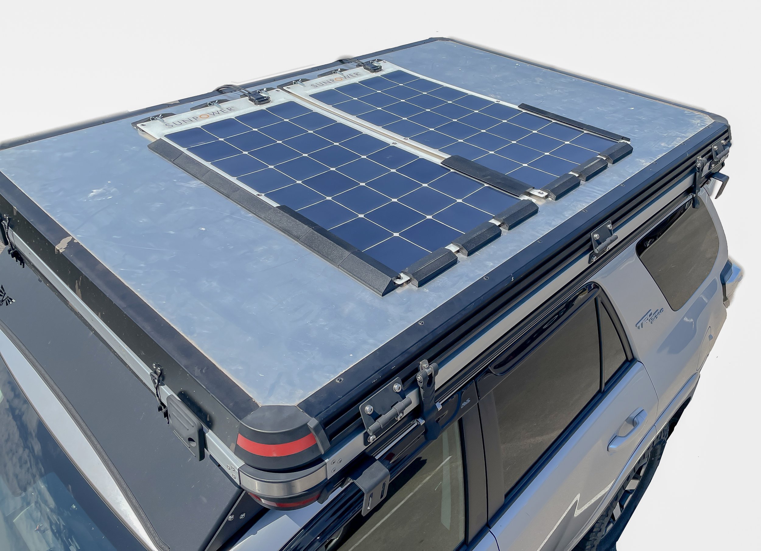 Perpendicular Flexible Solar Panel Mounts