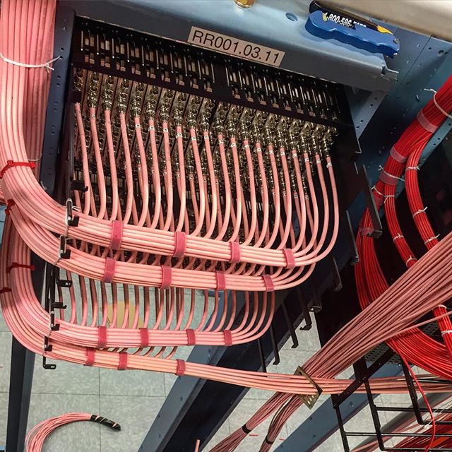 Action shot @ our CMTS combining rack#datacenter #data #detailiskey #hub #contractor #downstream#upstream#coax#wiring#wiringspecialties #cableart #cableartists