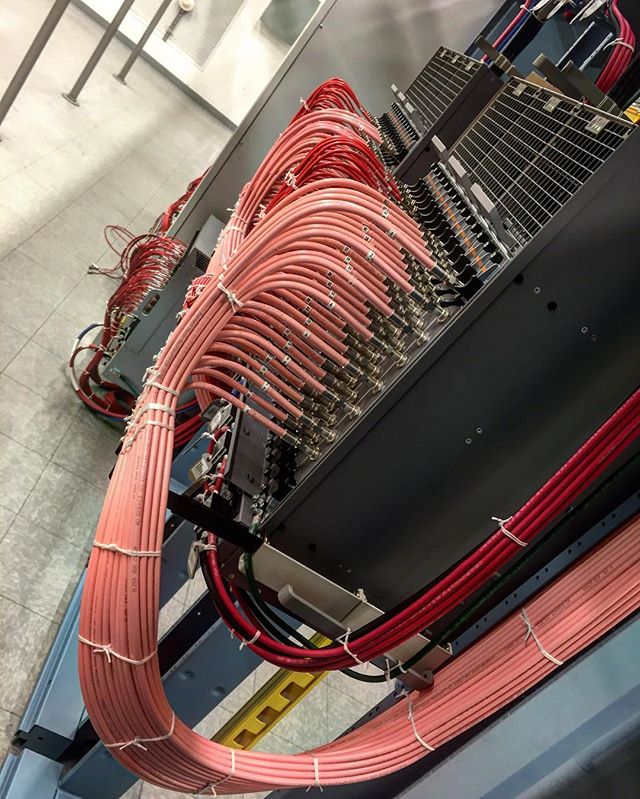 Casa system 40 service groups #cableporn #datacenter #downstream#upstream#cable #wiring#network#fibers#nodes#return#forward