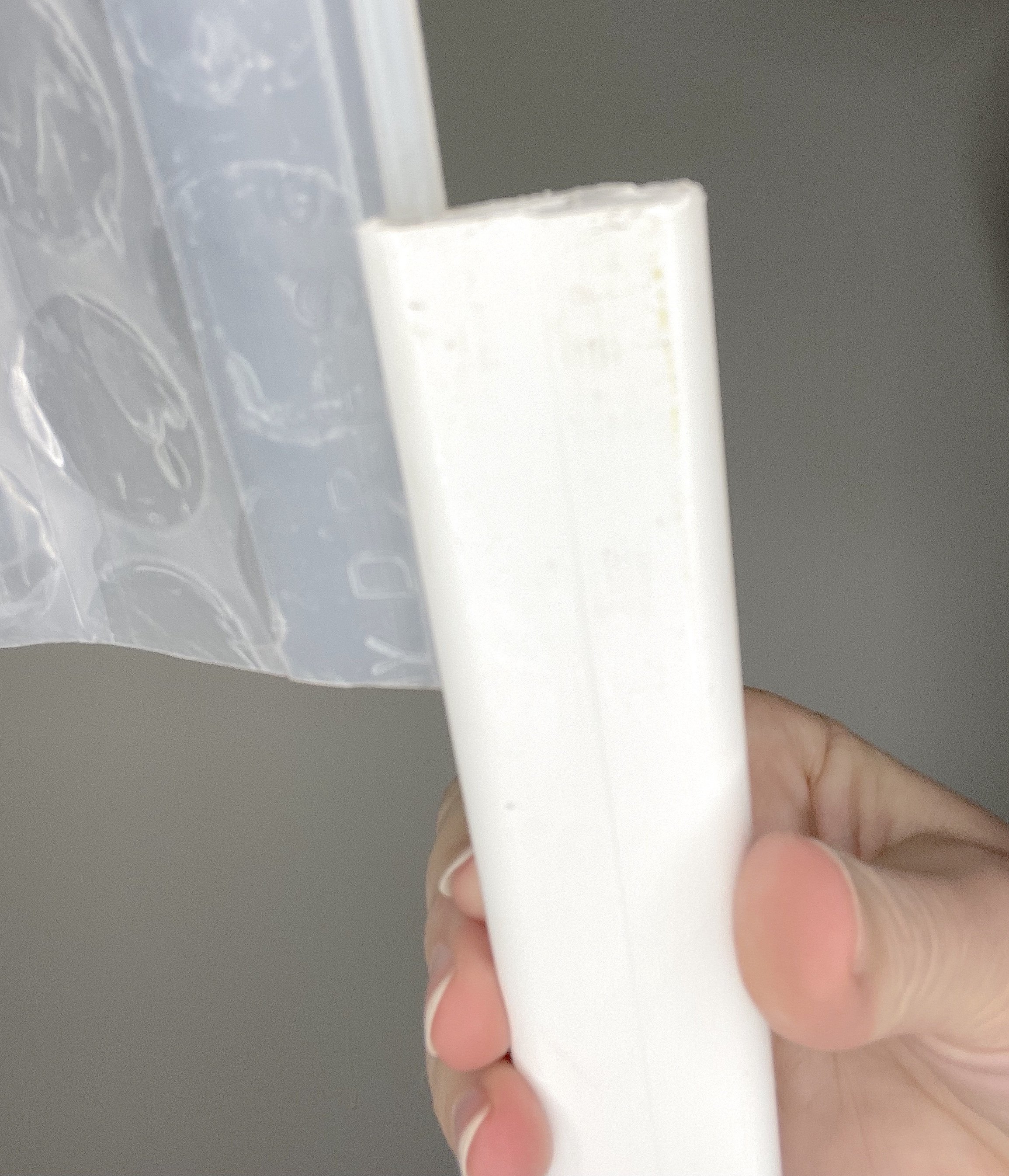 Connecting SolaWrap to fixing clip 2.jpg