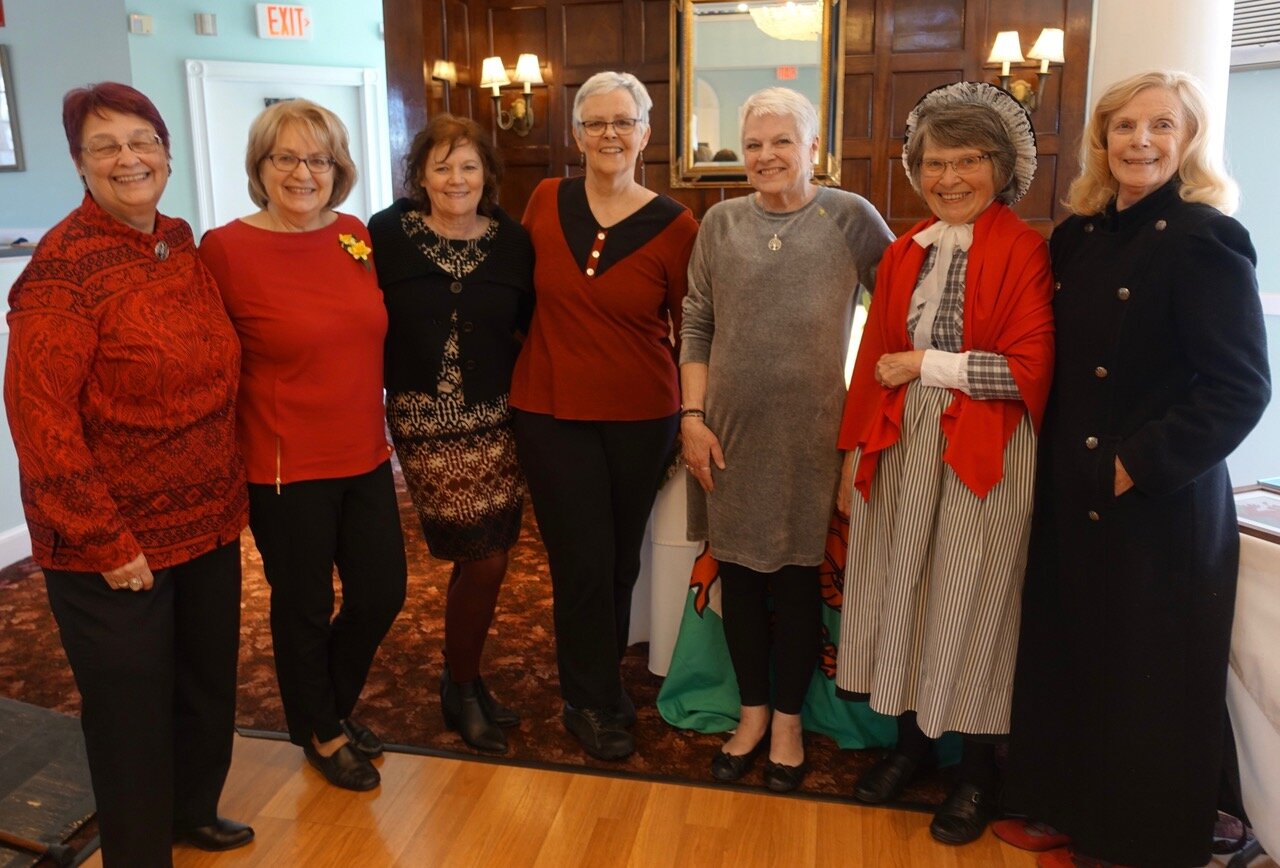  Gathering of the ladies of the Board (where were the men?) Annie Rodgers, Susan Davies Sit, Mary Jones pallos, Evan Williams, Susan Jenkins Meers, Beth Roberts Brown and Shirley Gilmartin 