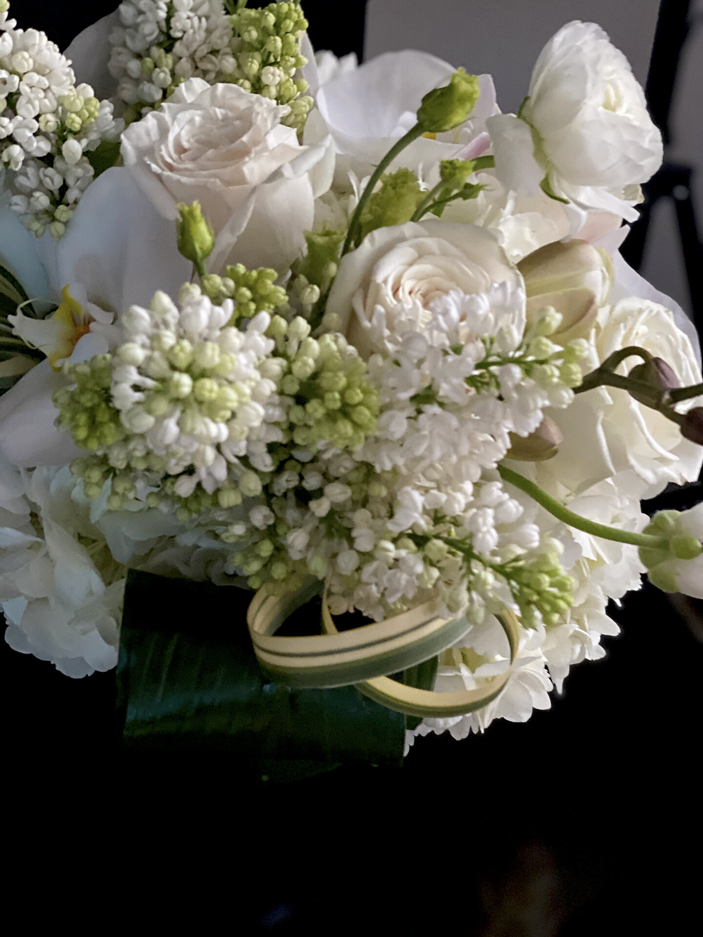 ArugulaTango_UniqueFloralArrangements_FlowerDeliveryStamford-421 - Copy (2).jpeg