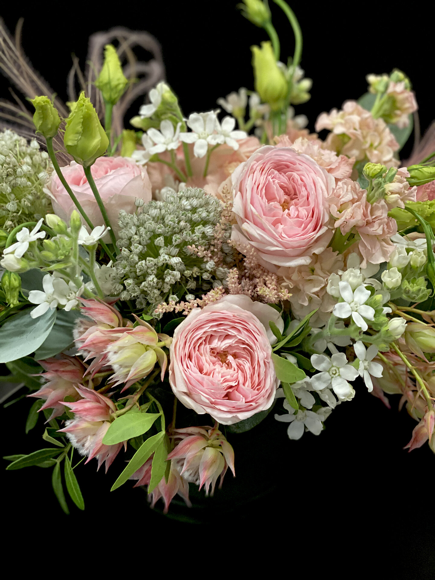 ArugulaTango_UniqueFloralArrangements_FlowerDeliveryStamford-706.jpeg