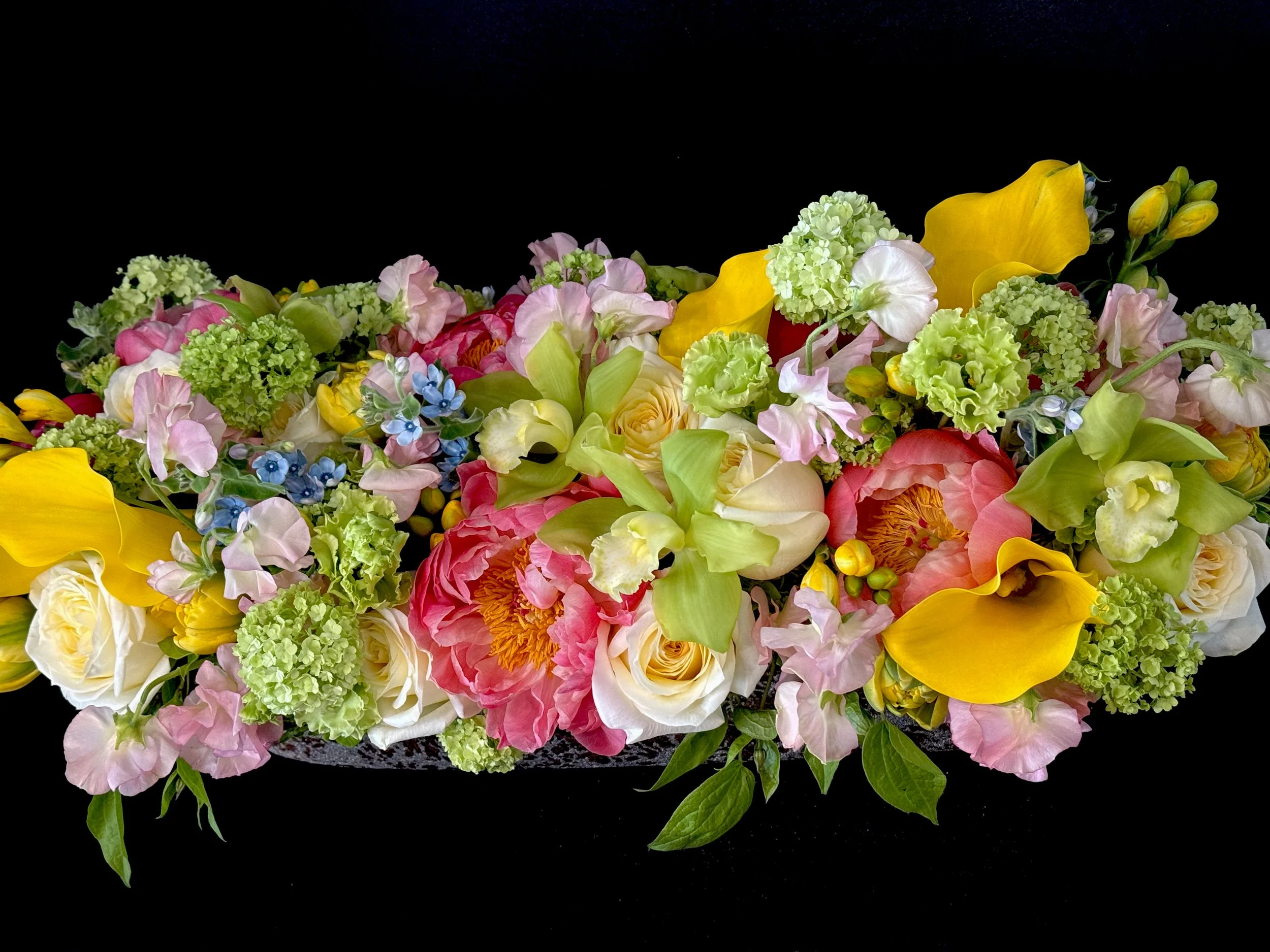 Top Floral Trends for 2025: Colors, Shapes, and Styles