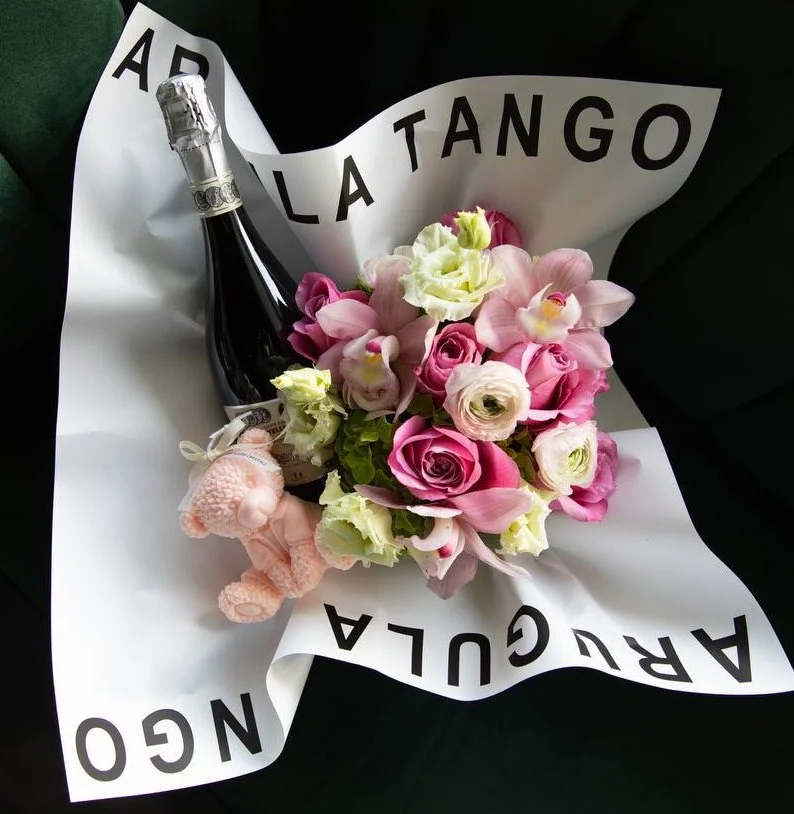 PROSECCO CANDLE FLOWER BOX