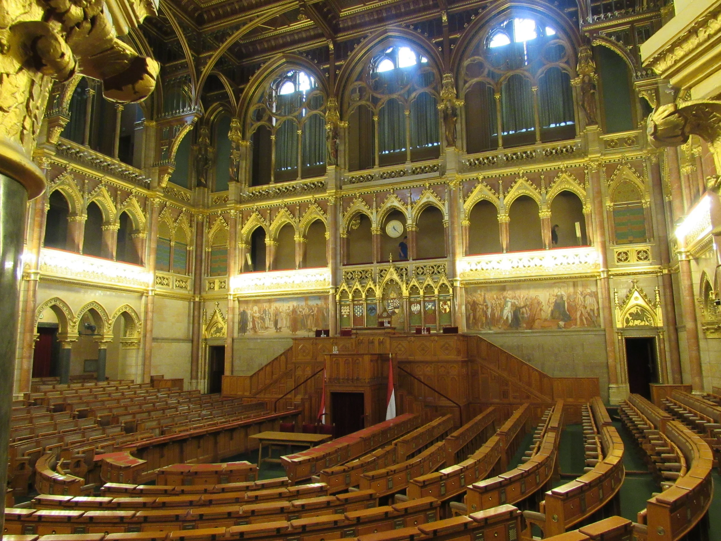 Srečanje dveh sodišč: budimpeškega in mariborskega