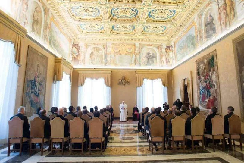 Cerkvena kazen ima vedno pastoralni namen