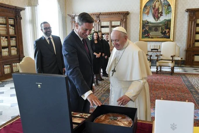 Pahor pri papežu