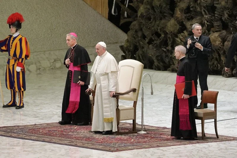 Apostolsko pismo Dodelitev nekaterih pristojnosti
