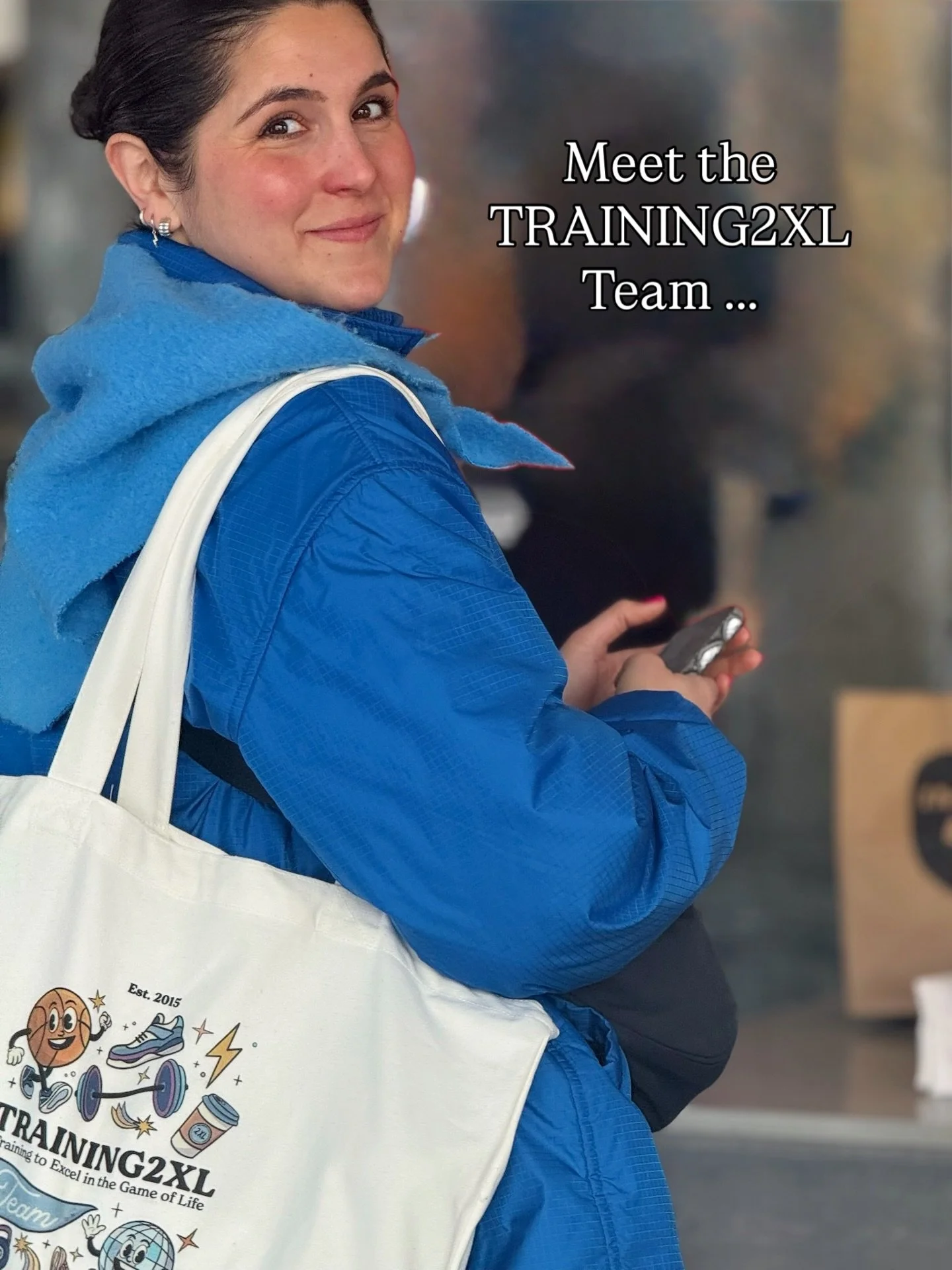 Meet the TRAINING2XL Team👟🏋🏻&zwj;♀️💙🪩💻

Please know that this joyful little Alena is the one behind it all, and I appreciate you being here 🫶🏼