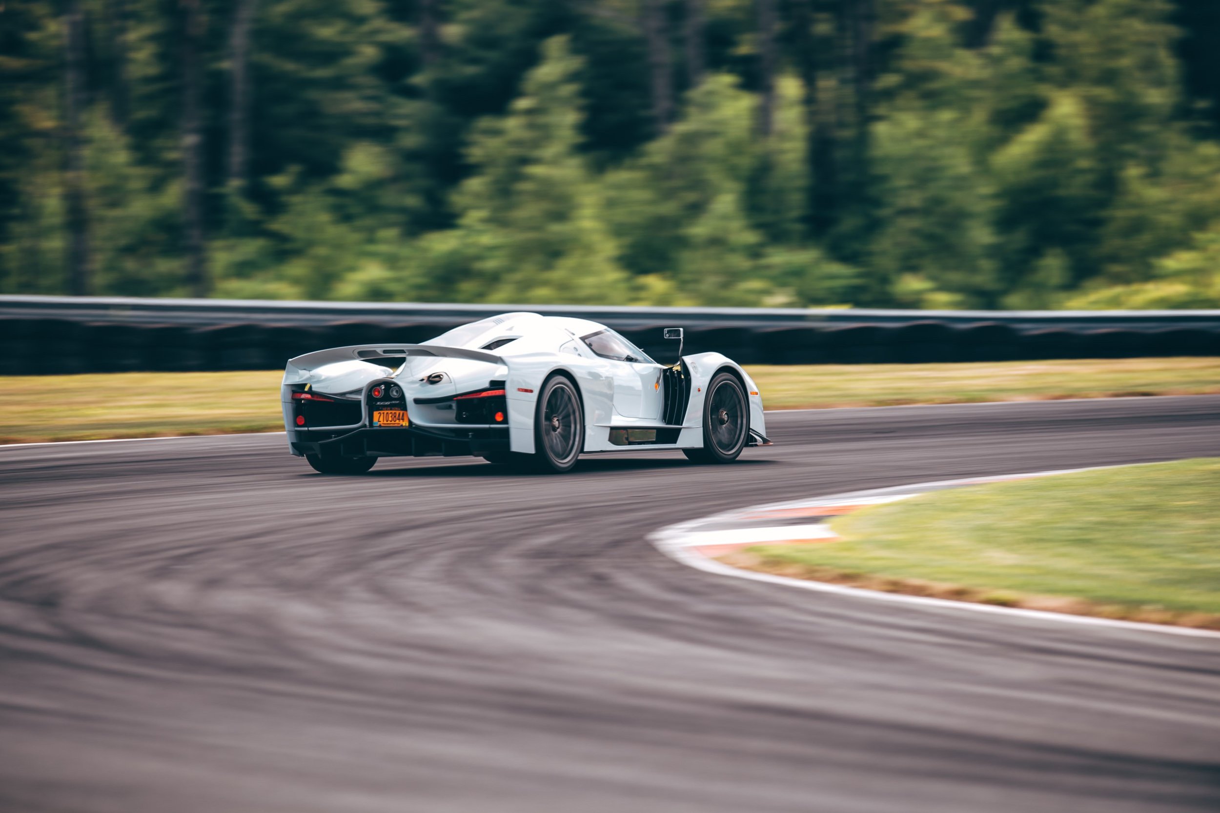 SCG 003S cornering with 2G's of mechanical grip and 1900 pounds of net downforce