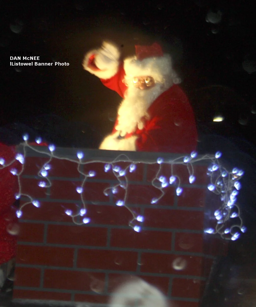 SantaParadeWEBSITE.jpg