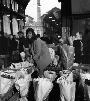 la-marchande-de-fleurs-1968.jpeg