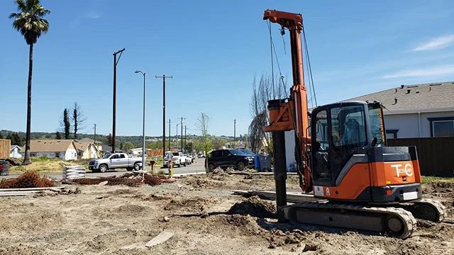 Finally some blue skies. Time to get back drilling.
#drillrig #santarosaconstruction #tescar #bluecollarlife