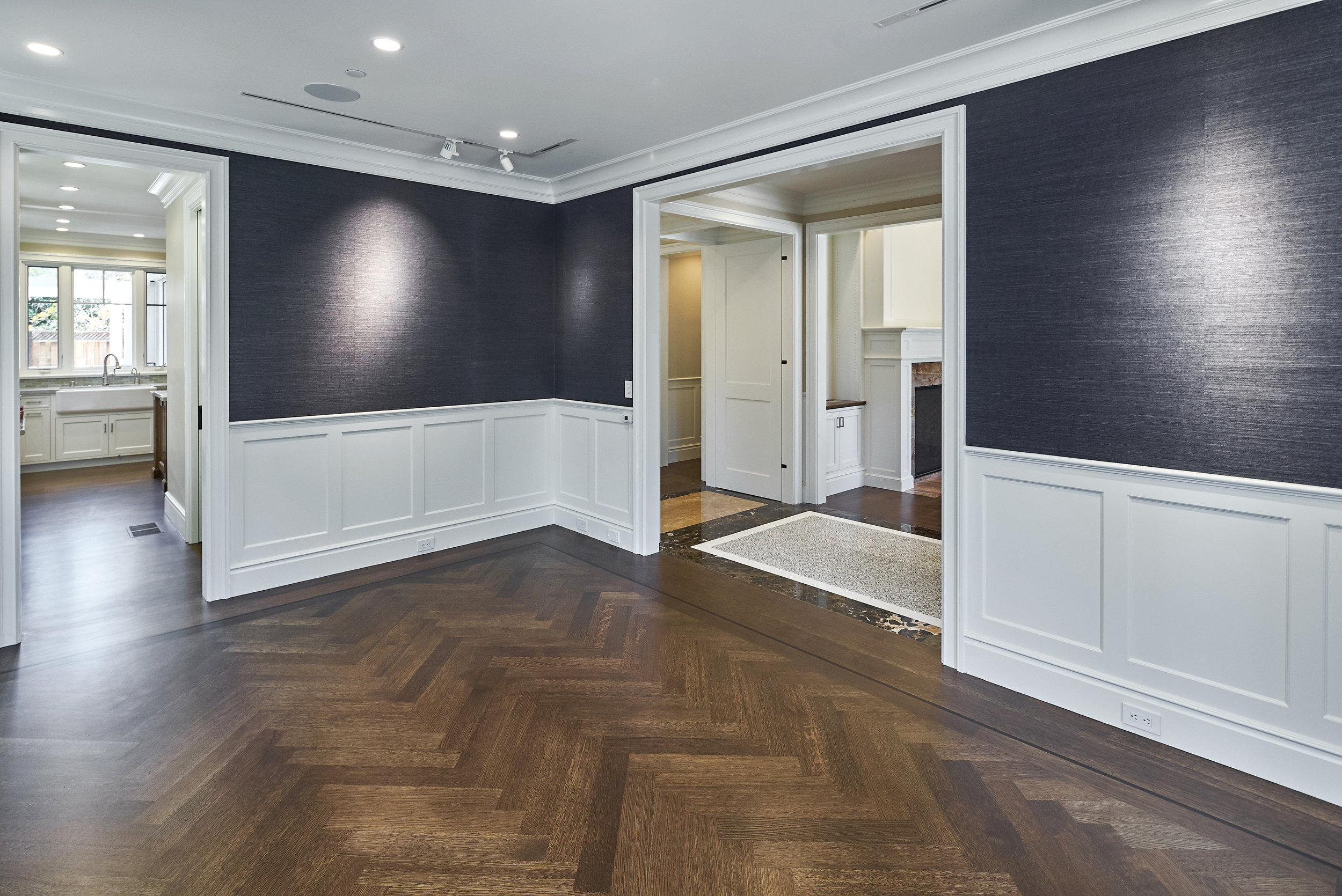 Dining Room.jpg