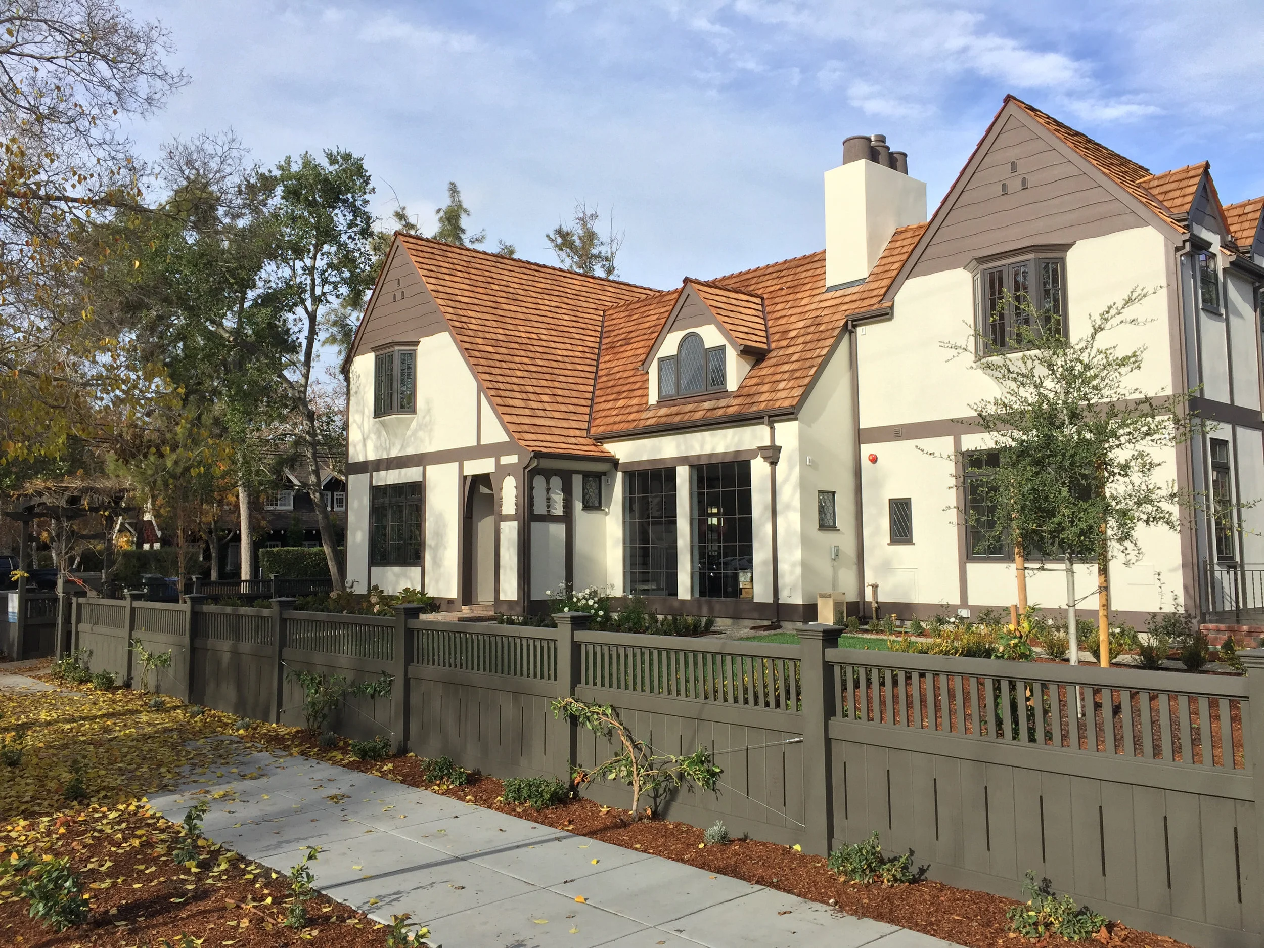 Front of House 4.jpg