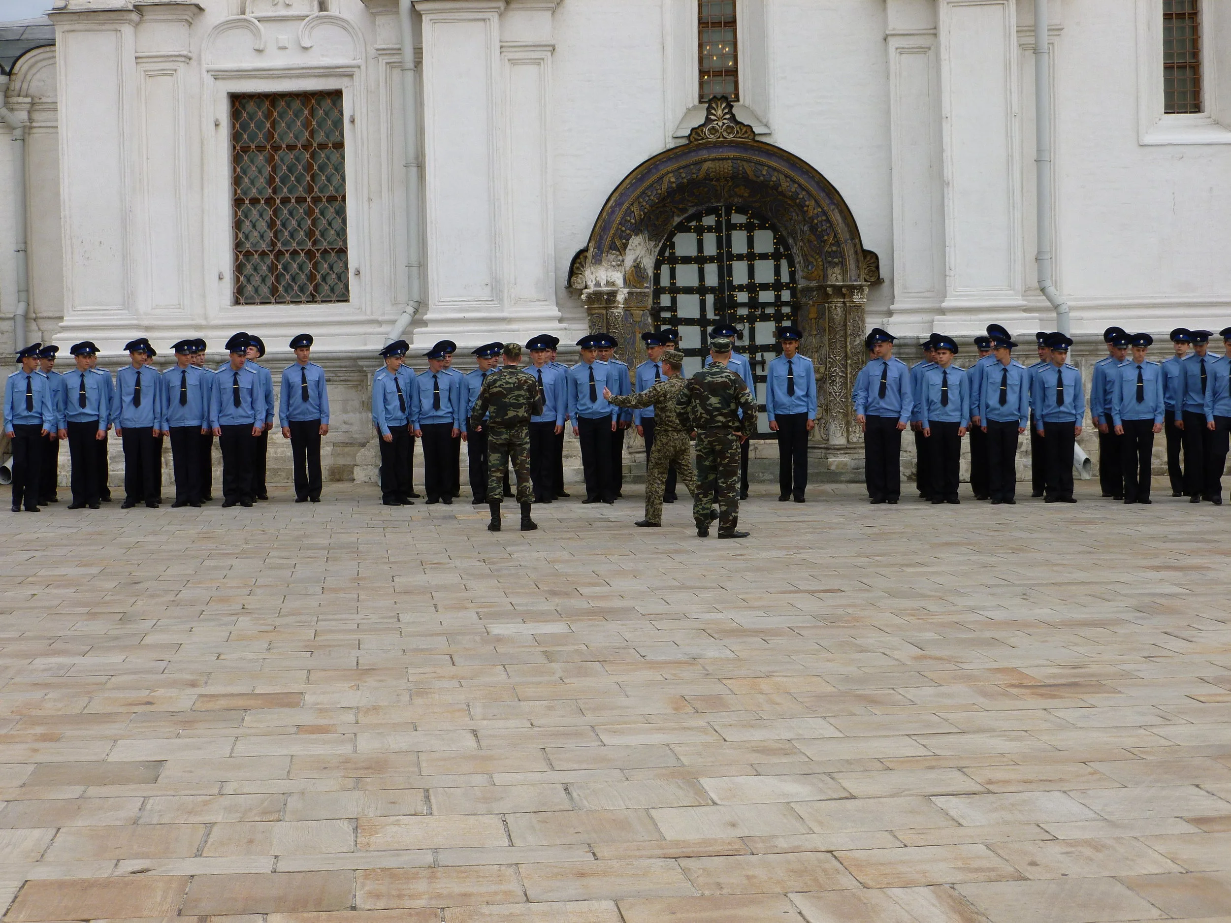 Soldiers of the presidential regiment at the Kremlin Arsenal