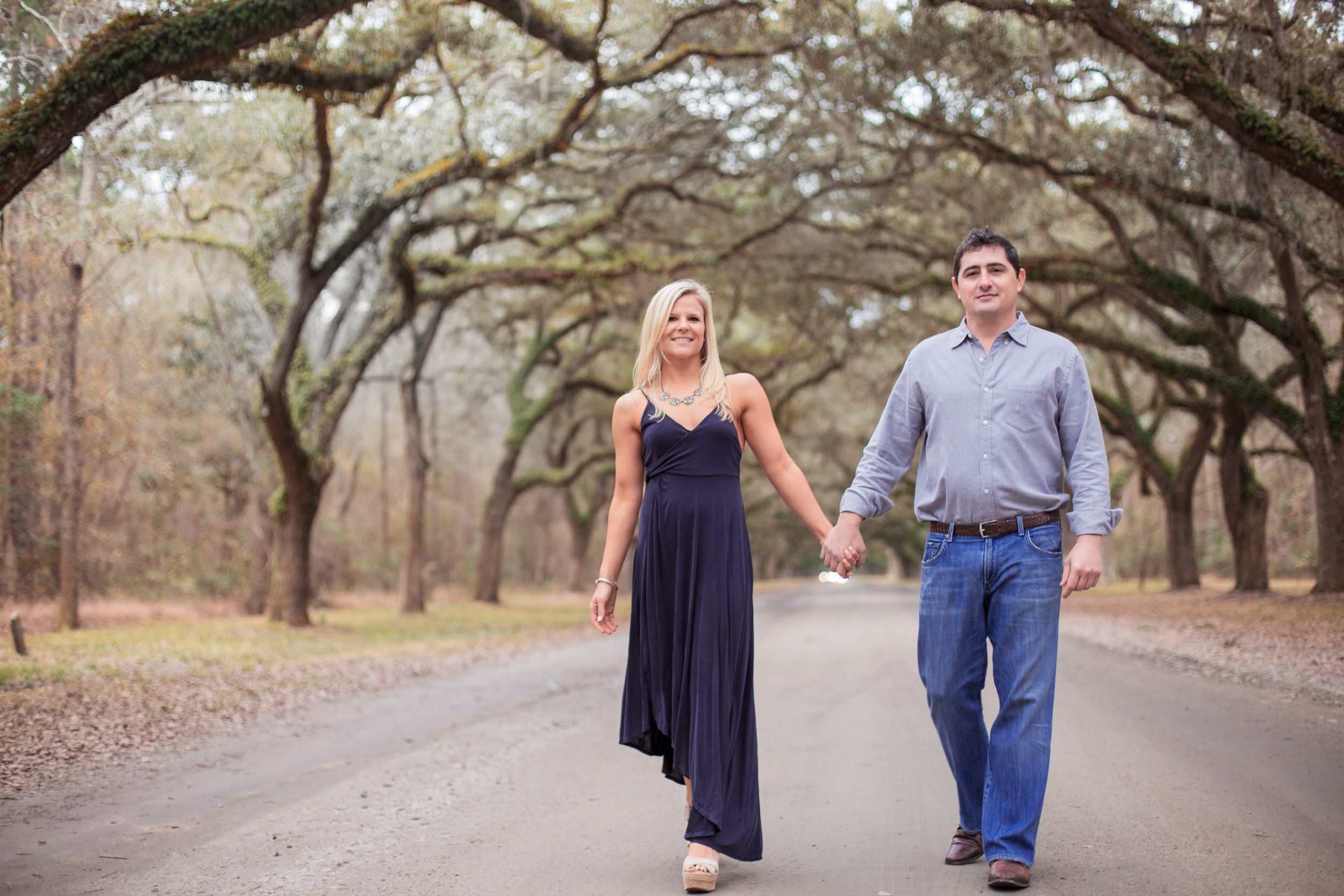 wormsloe-engagement-photos-man-and-woman-in-park _MG_9727.jpg