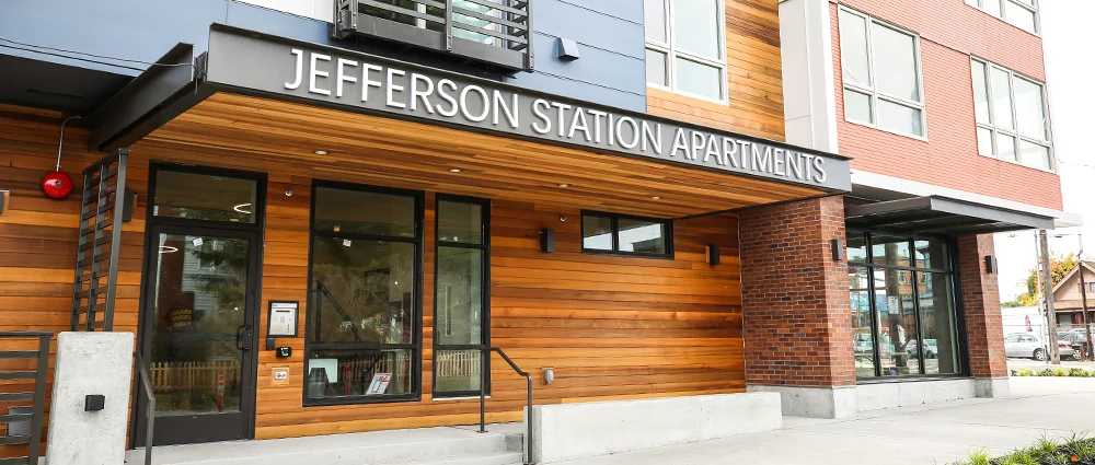 Jefferson Station Leasing.jpg