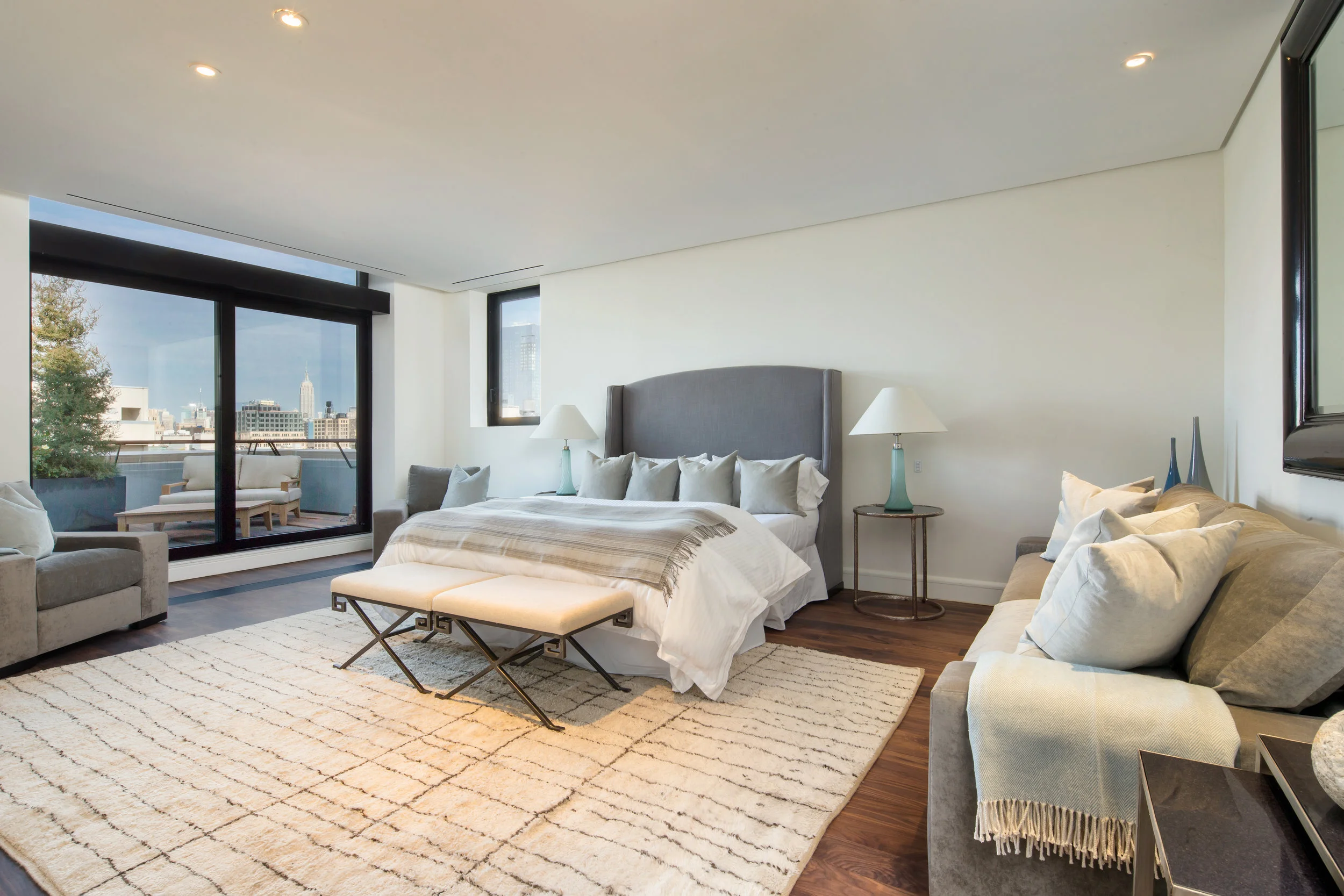 17 250W - Master Bedroom.jpg