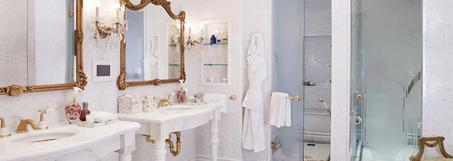 15 BATH.jpg
