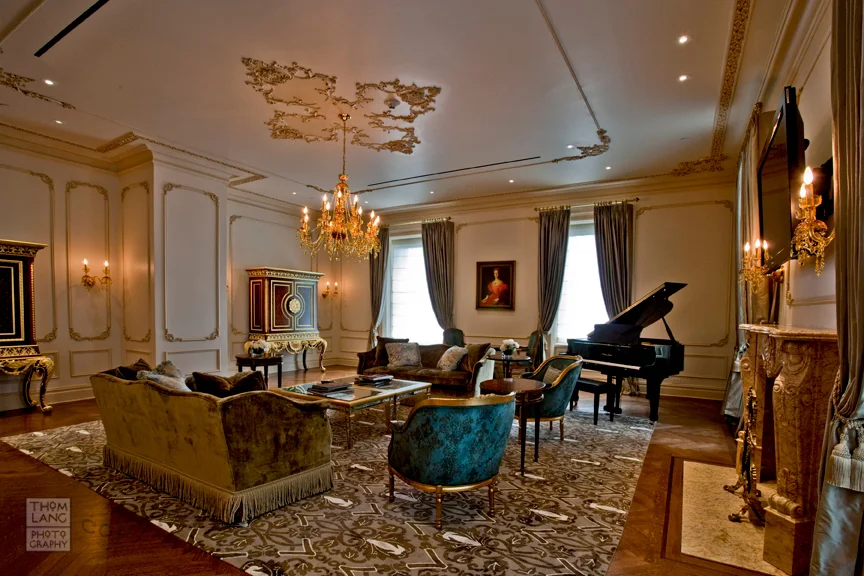 02 LIVING ROOM.jpg