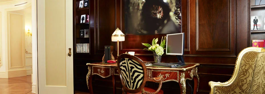 12 royal-suite-02.jpg