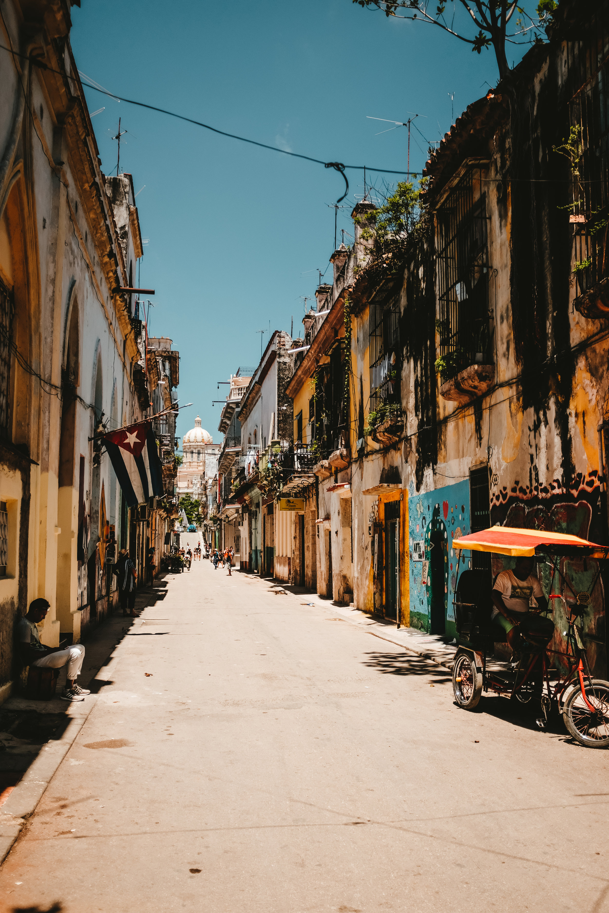 Consciously+Connected+Travel++-++Culturally+Connected+Experiences++-+Cultured+Connections+Experiences+-+Experience+|+Ernest+Hemingway+in+Havana+-+El+Floridita+-+Havana,+Cuba-4.jpeg