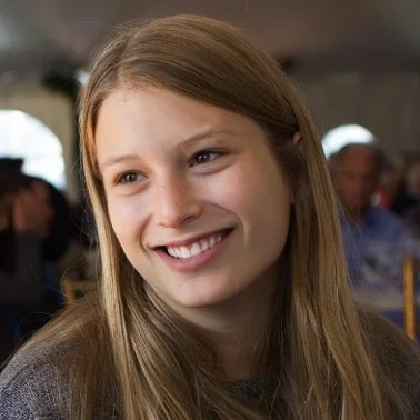 Eva Headshot Tufts Fall '15-8848.jpeg