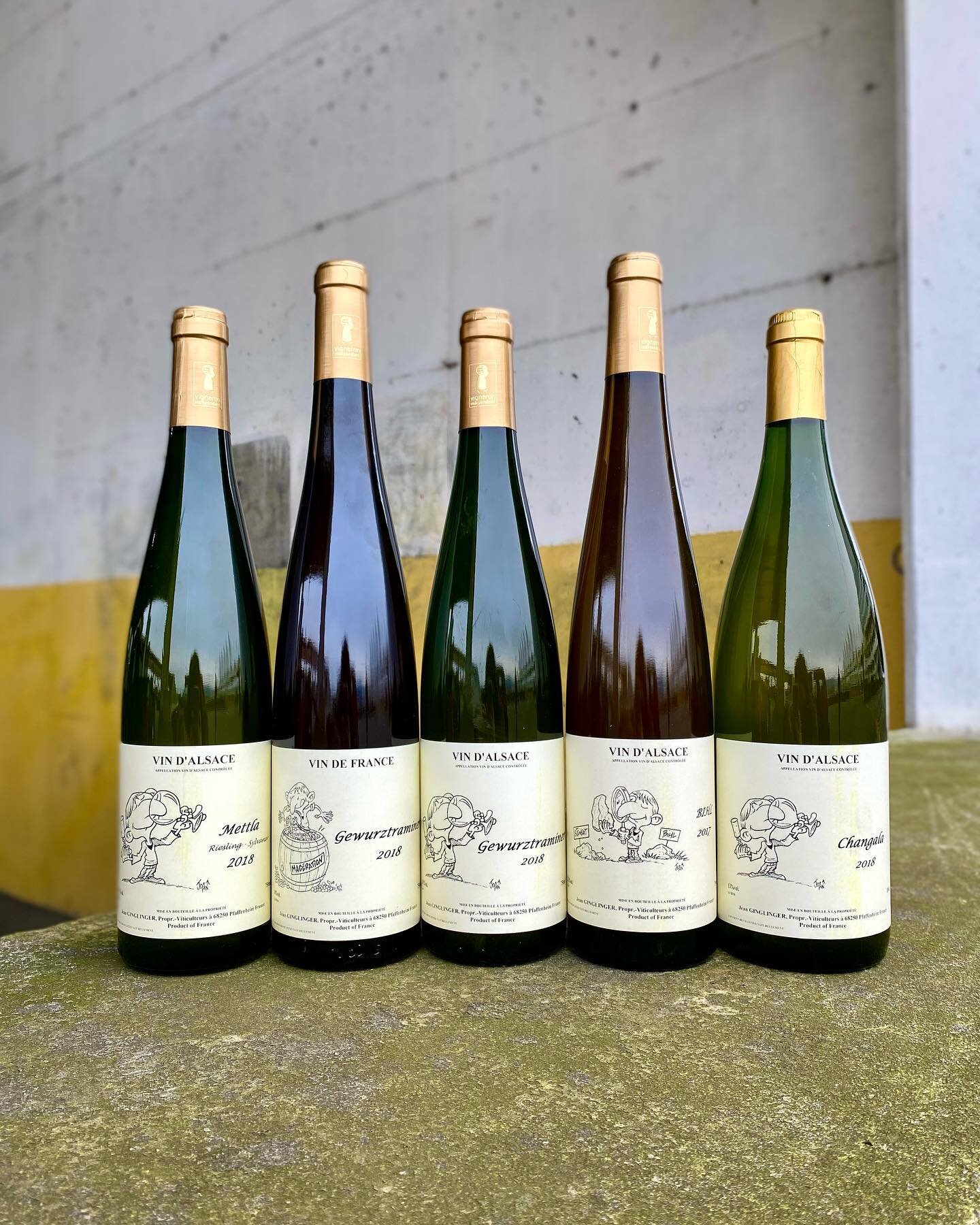 ALSACE UPDATE!!! 🪨🍍💦🧃Hot on the heels of his cousin Bruno Schueller come the wines of Jean Ginglinger. Or Ging-Zinger if you will 😜. One of the friendliest smiles in the game and a great winemaker to boot. We love Jean&rsquo;s wines at JB. They&