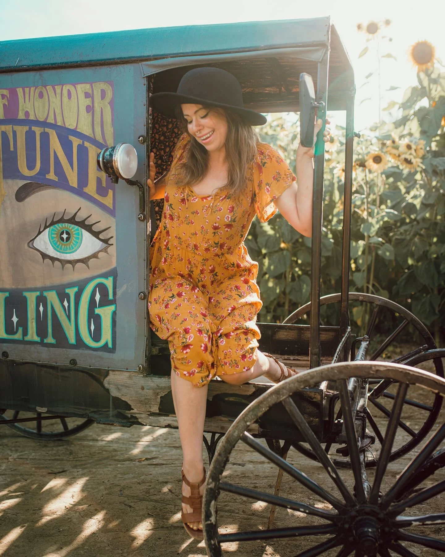 &quot;Then something struck me, as if it came from up above. While looking at the fortune teller, I fell in love&quot;
Model: @honeylyramoon 
#ifyouleave #justgoshoot #myfeatureshoot #AOV #visualsoflife #artofvisuals #peoplescreatives #watchthisinsta
