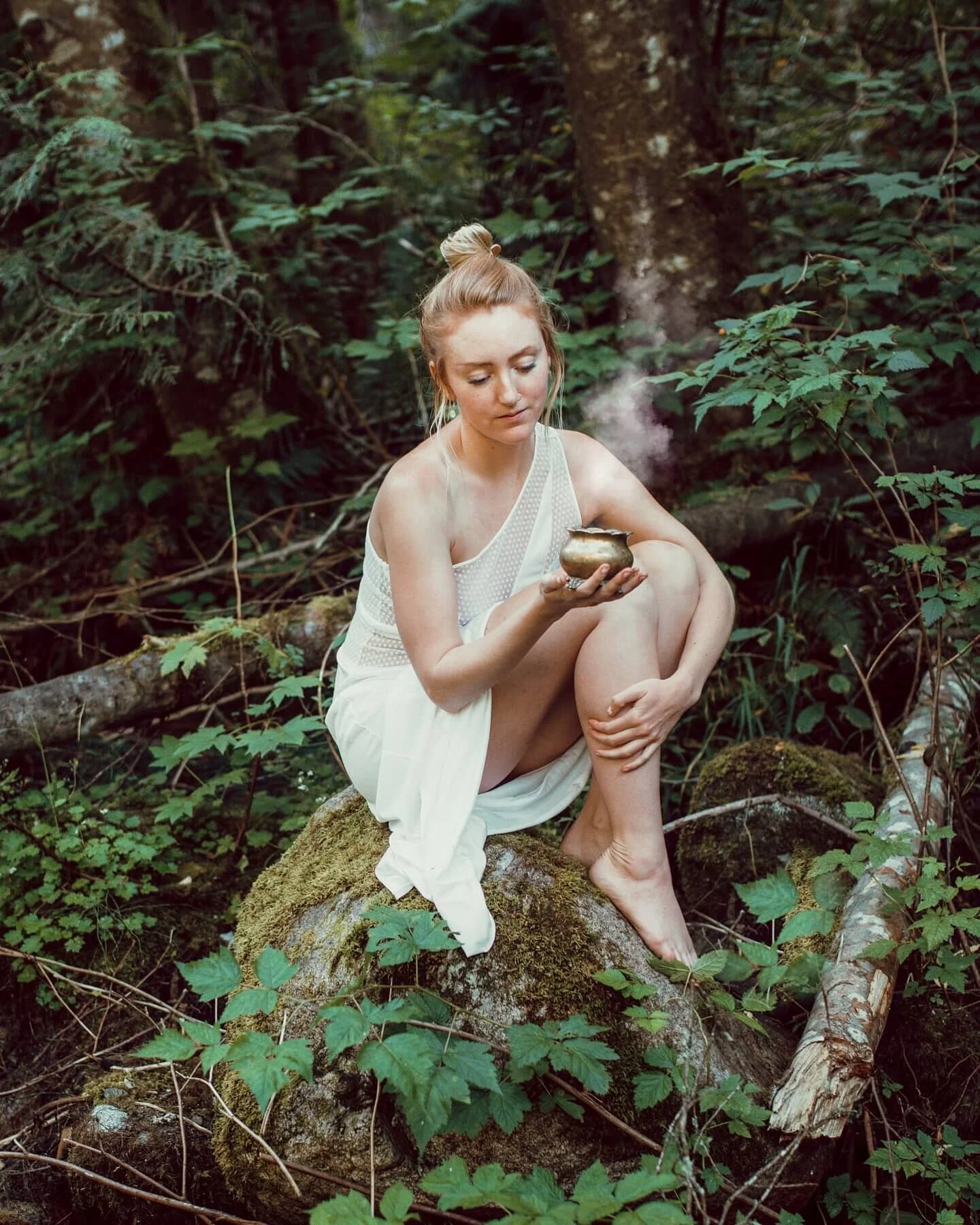 Spent the day with @gigi_.lauren in the forest, conjuring up some magic together. #forestfairy #whitedress #redheadedbeauty #yvr #beautiful #vancouverphotographer #vancity #forestportraits