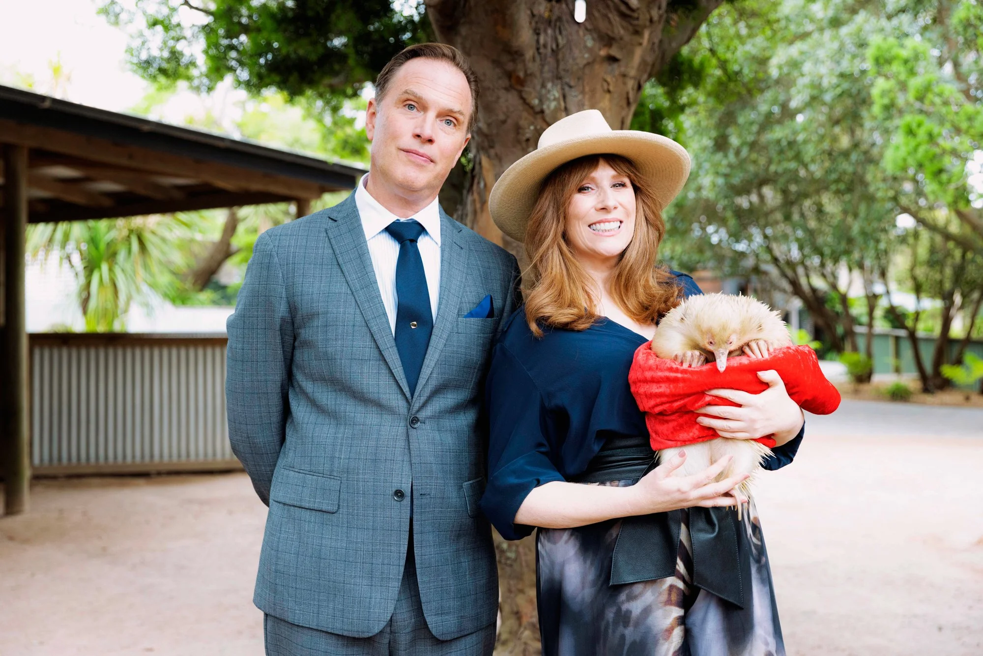 Catherine Tate_Daniel Lapaine %22Queen Of Oz%22.jpg