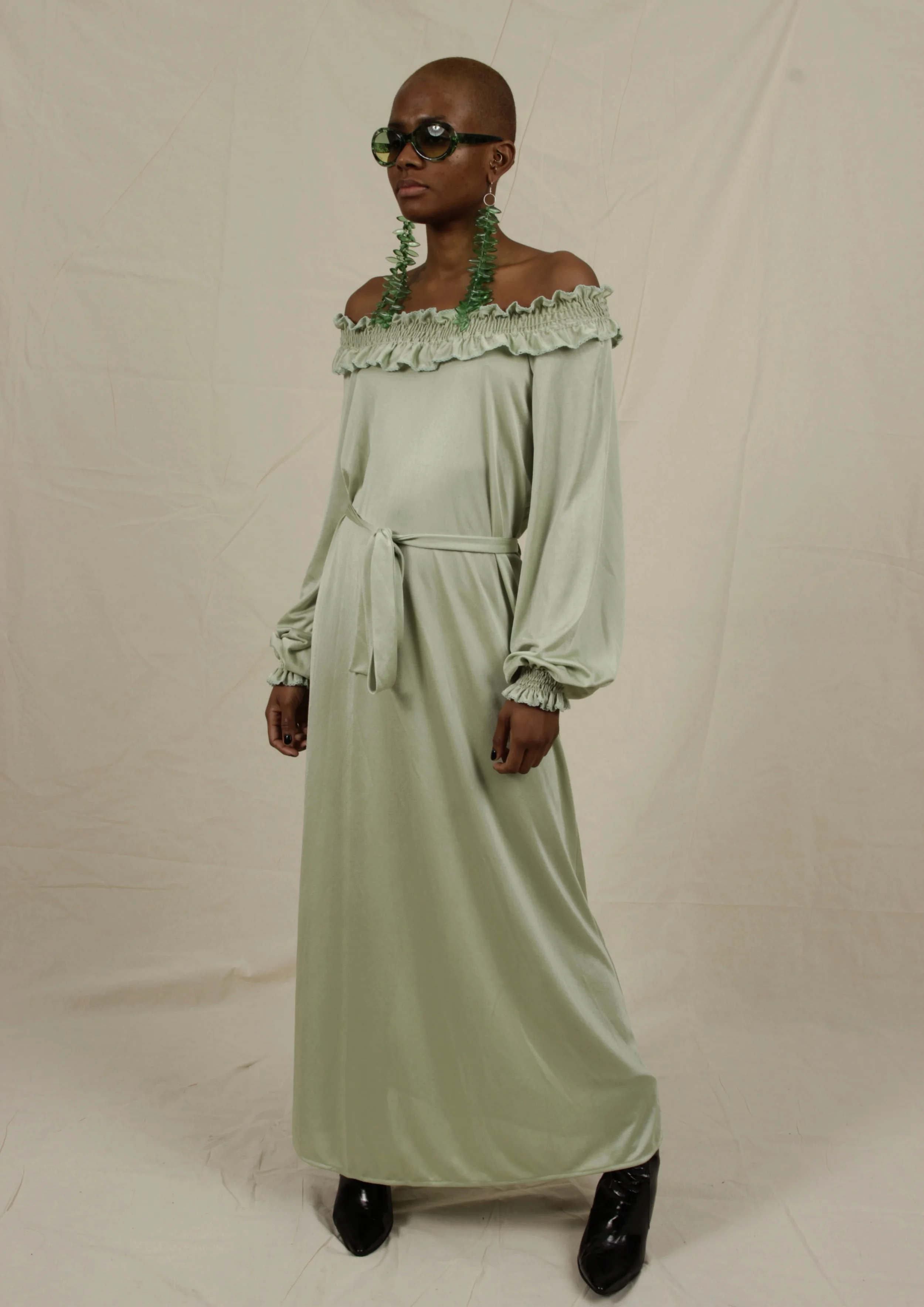 Off-Shoulder Maxi Dress in Sage Green 