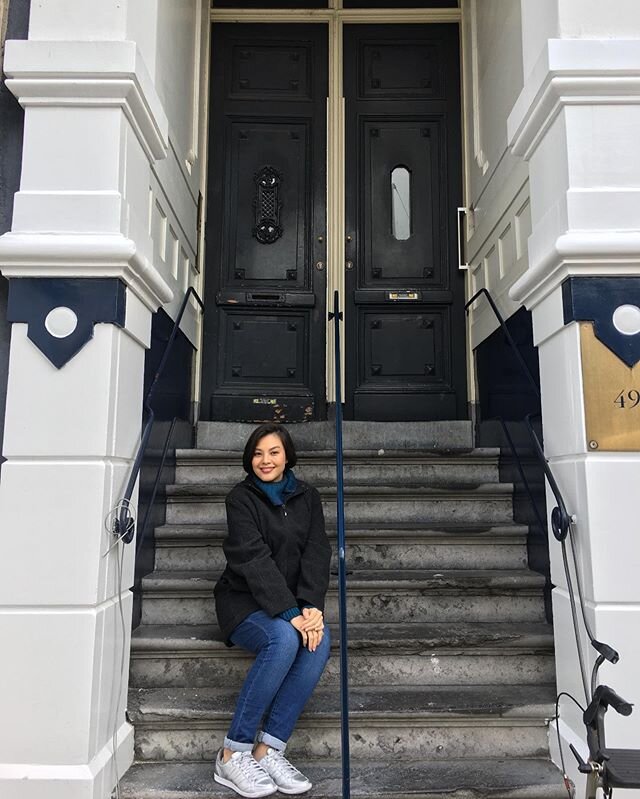 Throwback 
5 months pregnant with B&eacute;a, walking around Amsterdam. It&rsquo;s. Beautiful place and I look forward to going back one day.
#soomanydoors 
#amsterdam