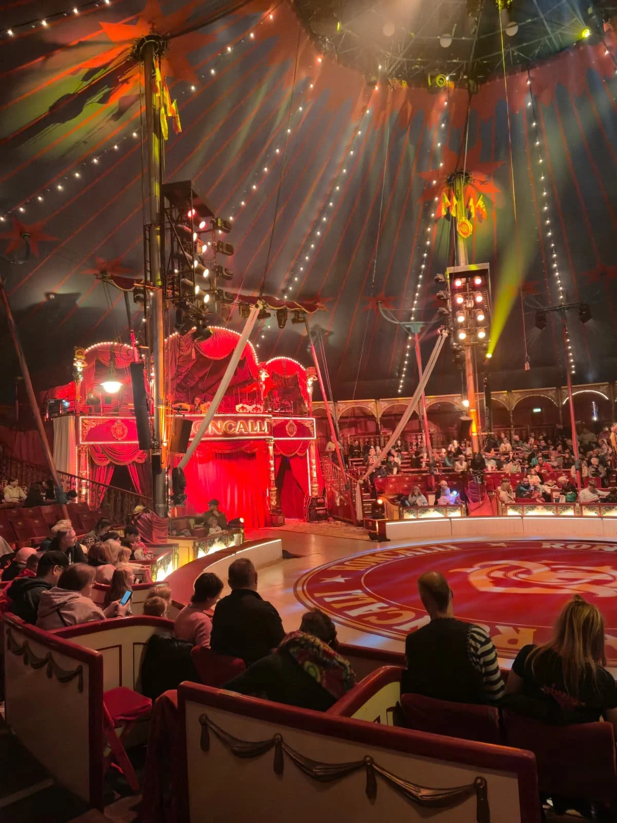 WhatsApp Image 2025-09-28 at 15.07.53(1).jpeg