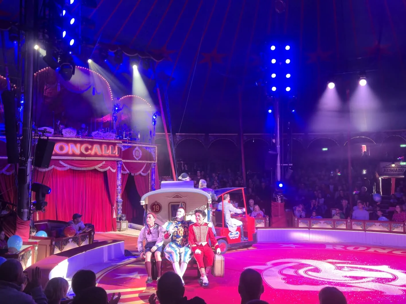 WhatsApp Image 2025-09-28 at 15.07.55(5).jpeg