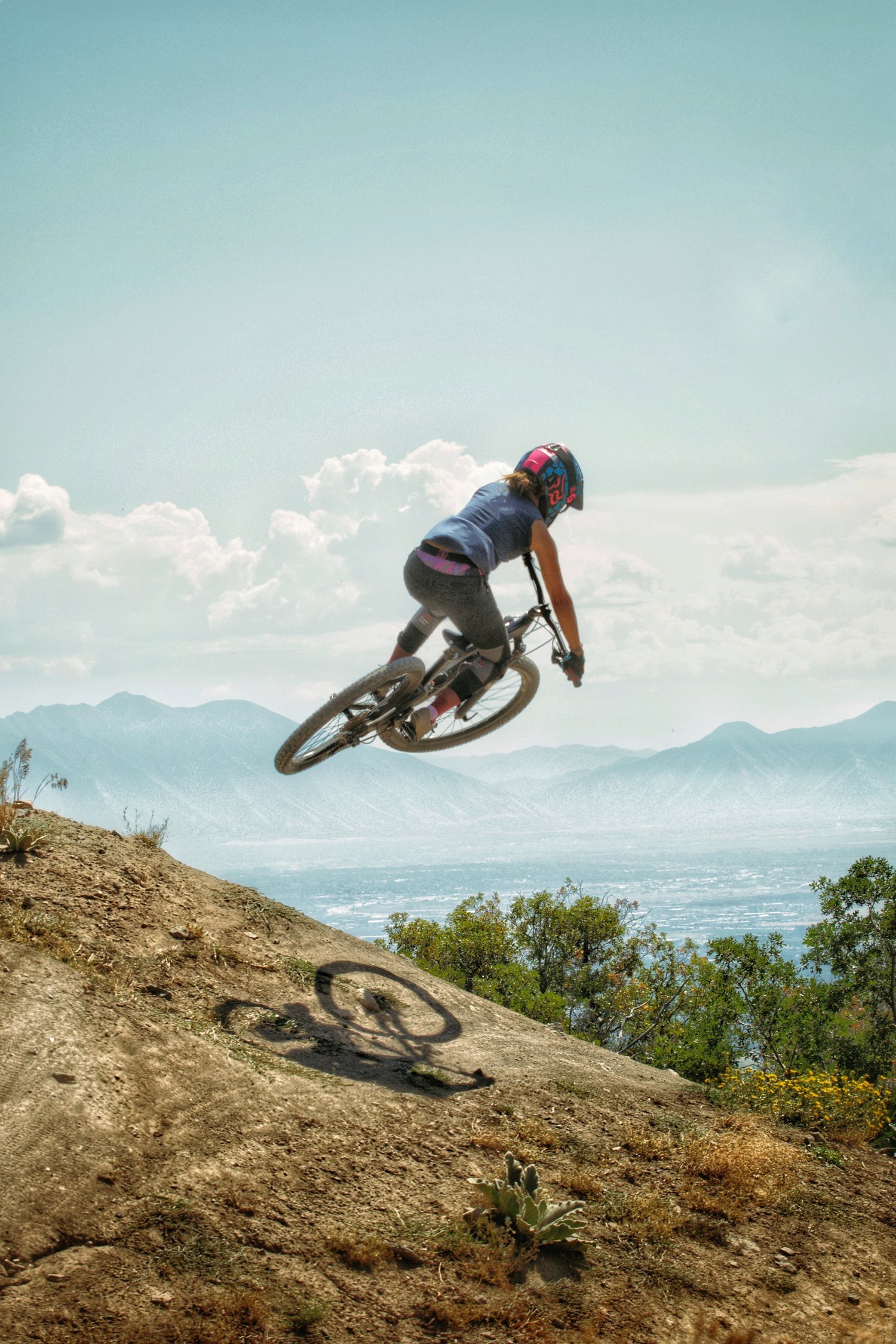 fiolek-mtb.jpg