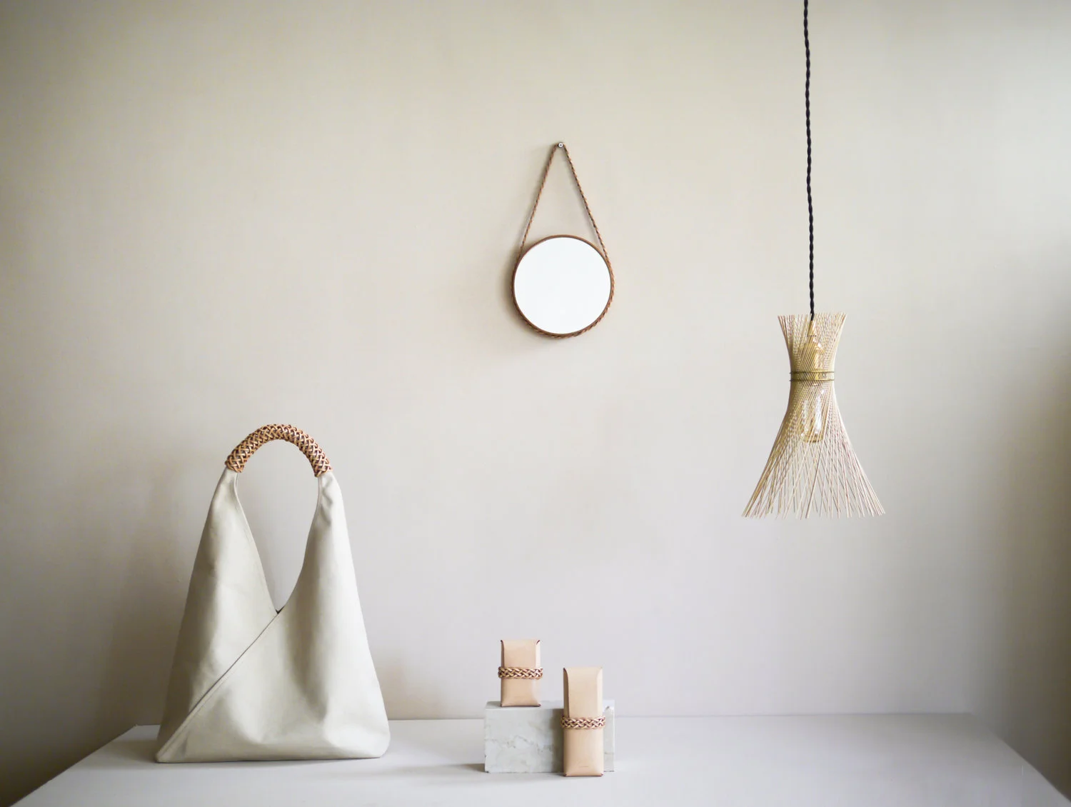 Inspired by Taiwanese indigenous culture, Kamaro’an explores natural materials and delicate craftsmanship through simplistic designs. We believe in both creativity and precision that hands can bring to life. The name Kamaro’an originates from Pangcah, an indigenous language, it means “the place to live”. Each of our products is crafted by skilled indigenous weavers.