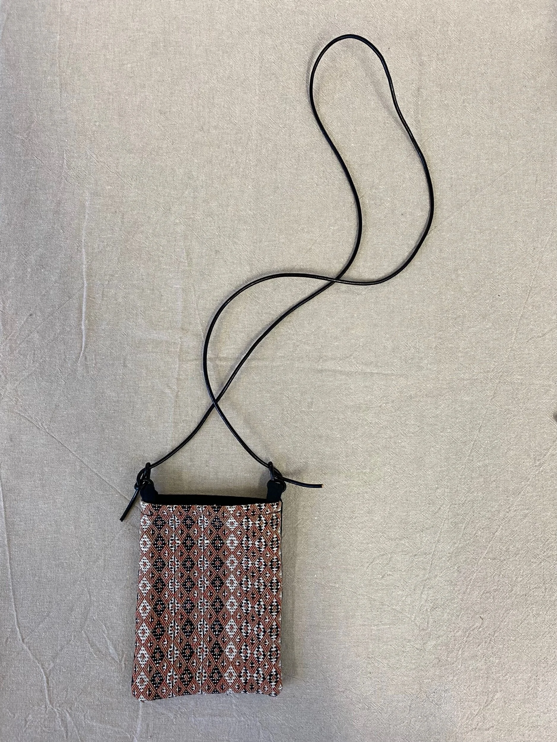 60C450AC-ED55-4A23-9C9E-9AB62770DFB4