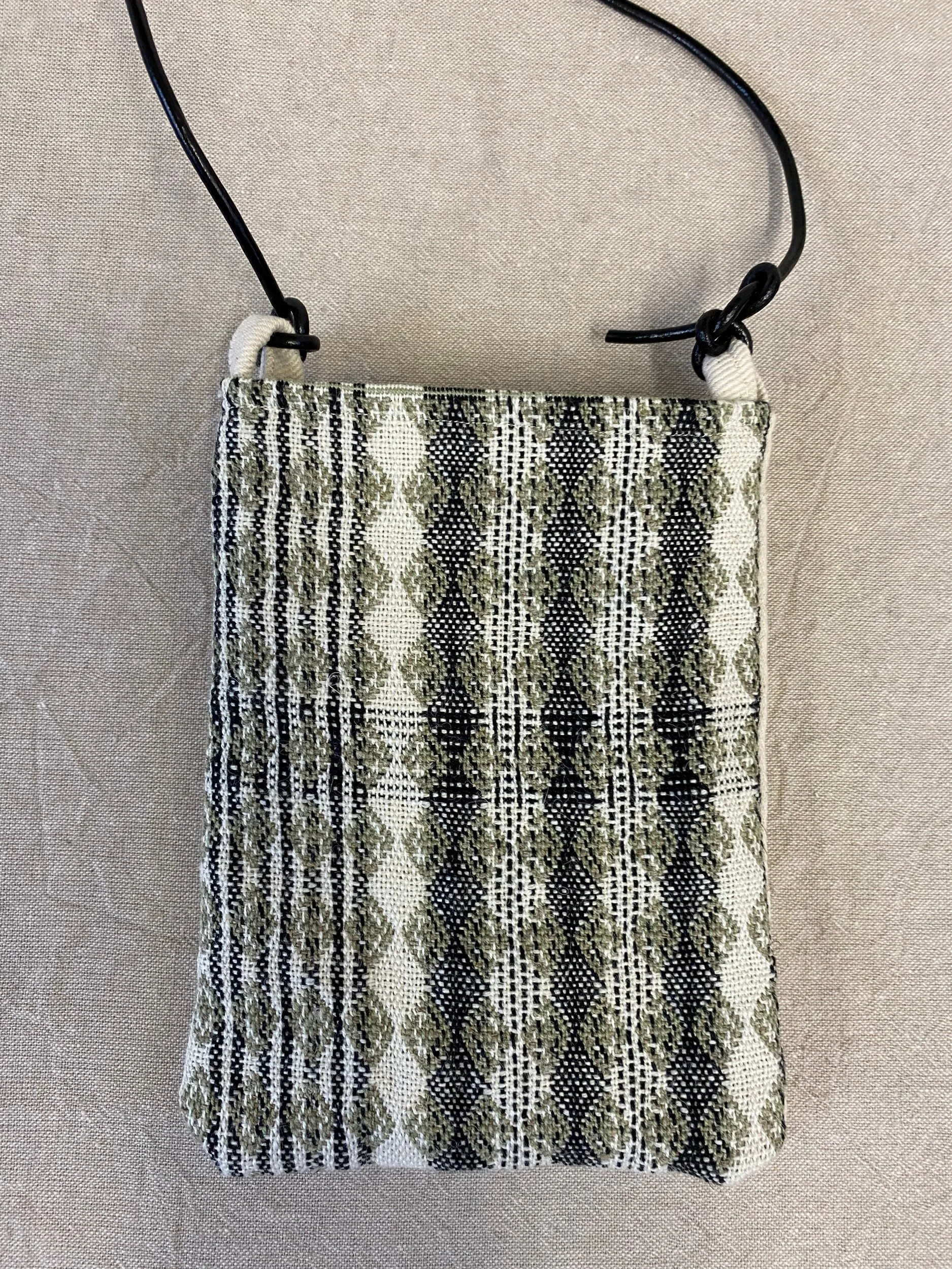 213D811D-D21A-4317-9D73-841E43057E4B