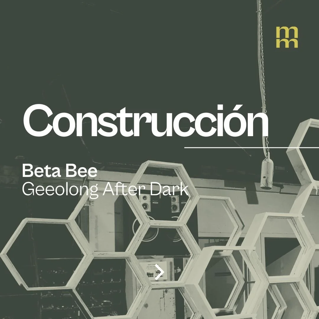 &iexcl;Hola holaa! 🌟

Hoy les quiero compartir el proceso de construcci&oacute;n de la instalaci&oacute;n Beta Bee. 🐝✨

La construcci&oacute;n es una de las etapas m&aacute;s entretenidas para m&iacute;; me encanta cuando las ideas toman vida y com