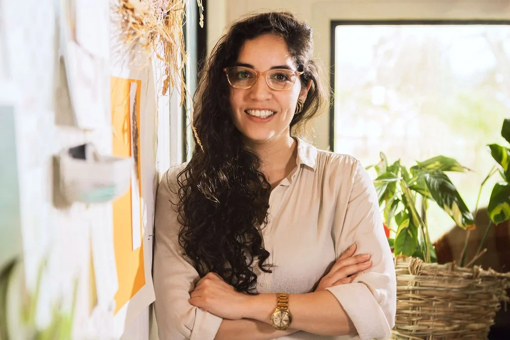 Foto mila mirada de frente