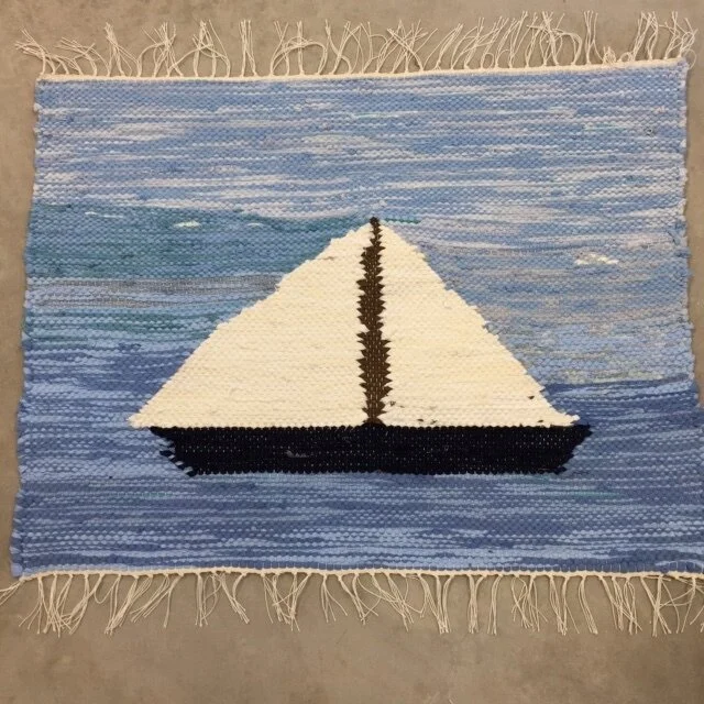 sailing with Mai 1.JPG